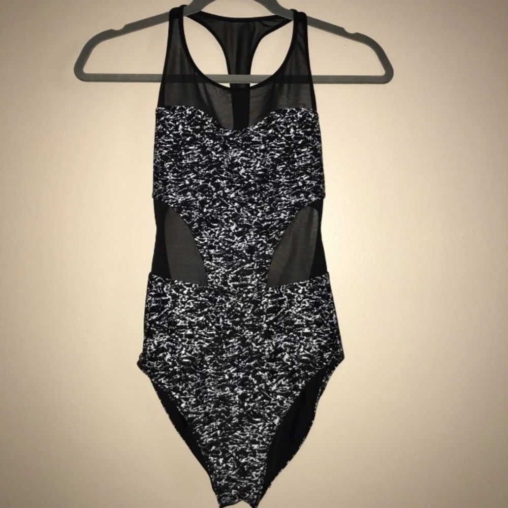 Lululemon swimsuit
